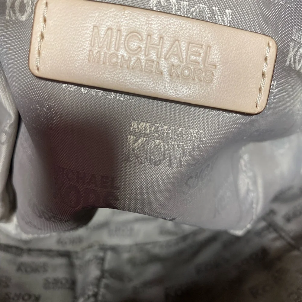 Michael Kors Jey Set Logo Metallic Shiny Silver‎ Tote with Tan Handles